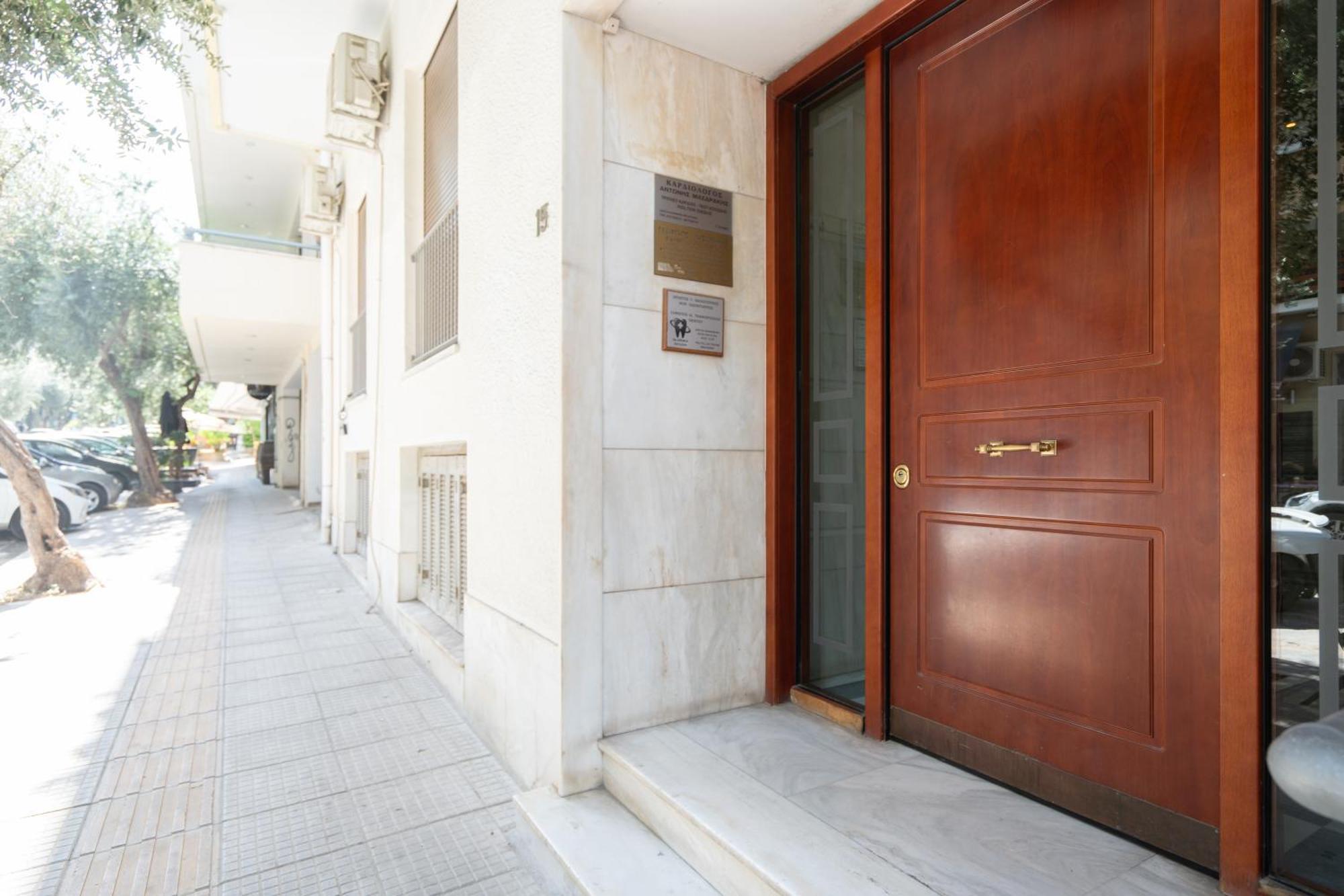 Sophisticated Modern Apt In Athens Center المظهر الخارجي الصورة