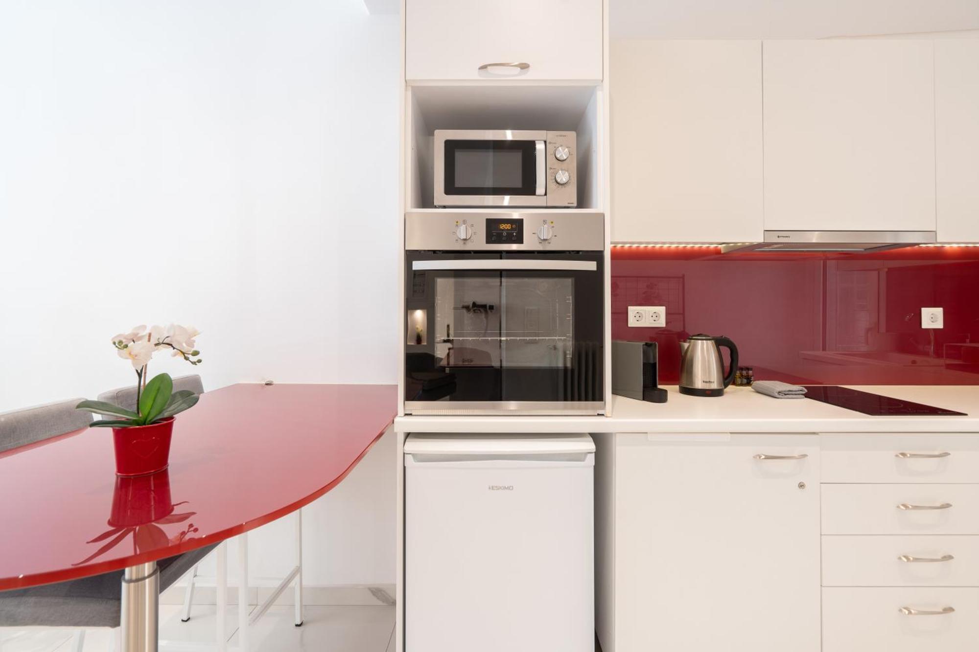 Sophisticated Modern Apt In Athens Center المظهر الخارجي الصورة